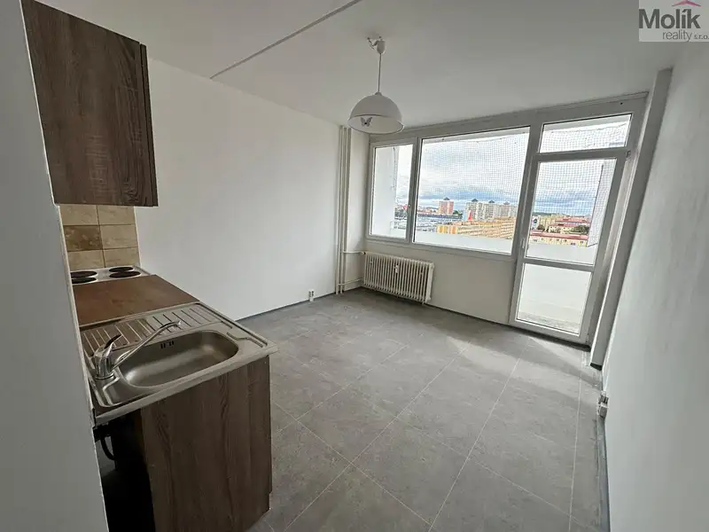 Pronájem bytu 1+kk 21 m², Most – náhled fotky 3