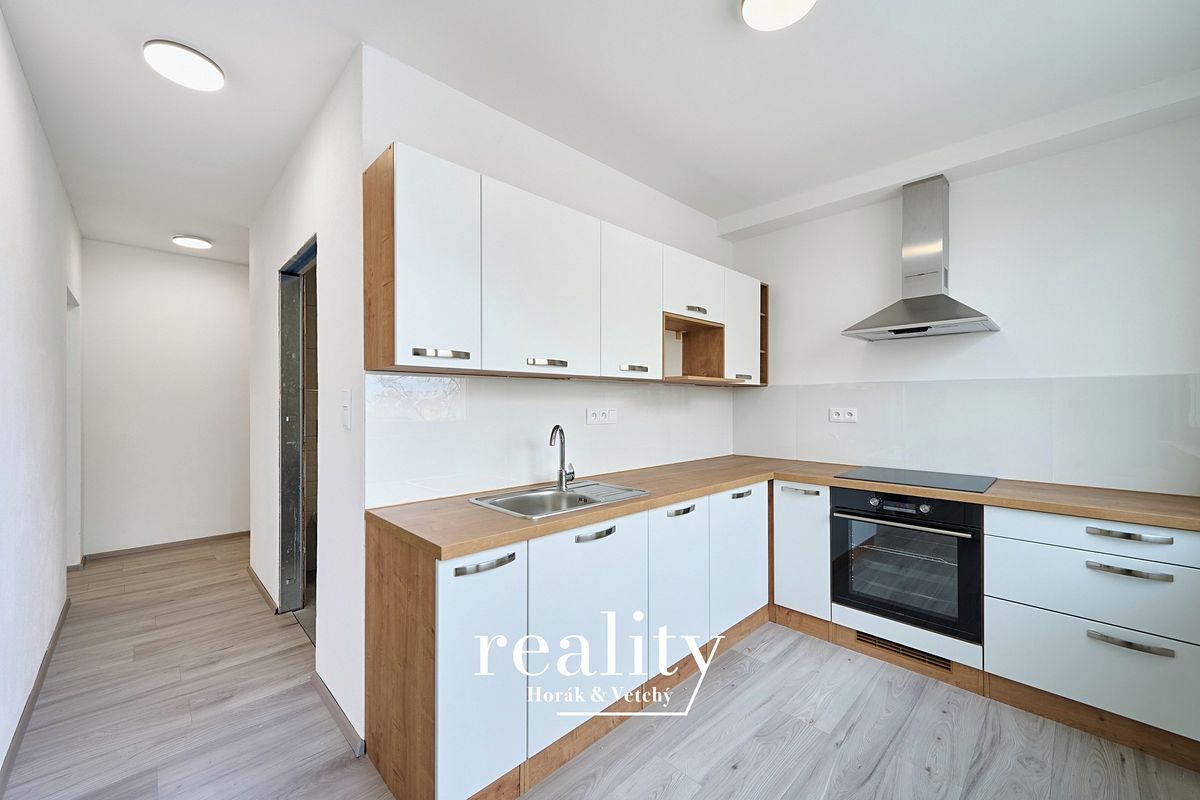 Pronájem bytu 2+1 57 m²