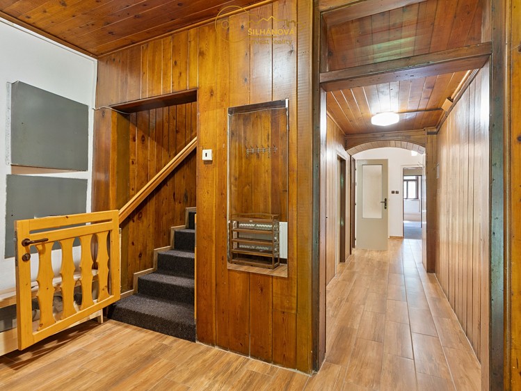Prodej domu, 331 m² (5 z 27)