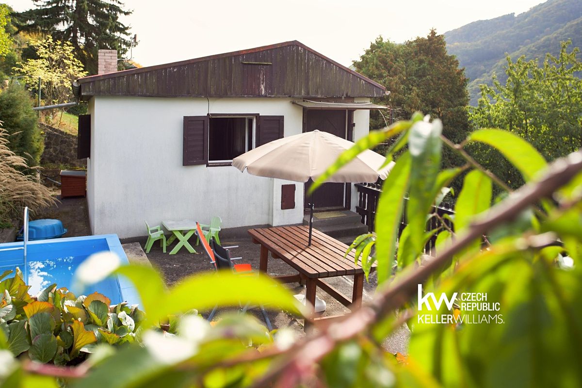 Prodej chaty 34 m², pozemek 912 m² – fotografie 2