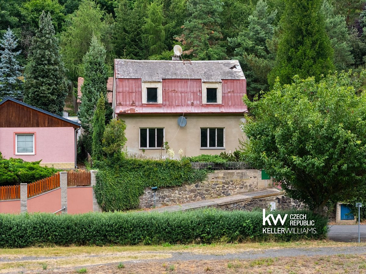 Prodej rodinného domu 120 m², pozemek 2073 m² – fotografie 2