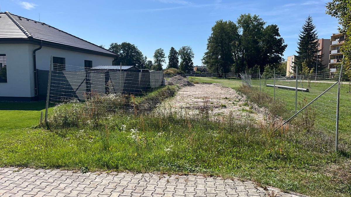 Prodej stavebního pozemku 625 m² – fotografie 3