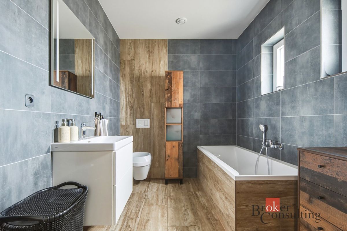 Prodej rodinného domu 139 m², pozemek 458 m² – fotografie 4