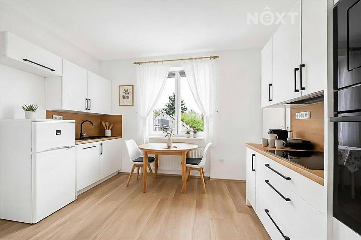 Prodej rodinného domu 140 m², pozemek 401 m² – fotografie 3