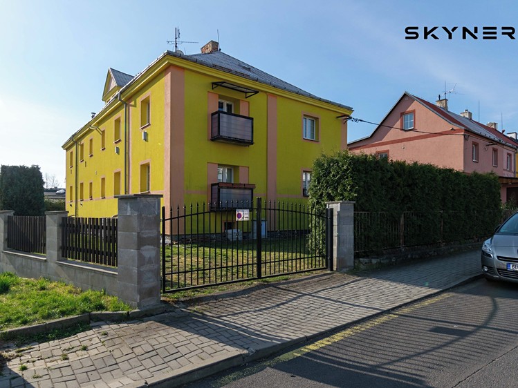 Pronájem bytu 2+kk, 50 m² (1 z 11)
