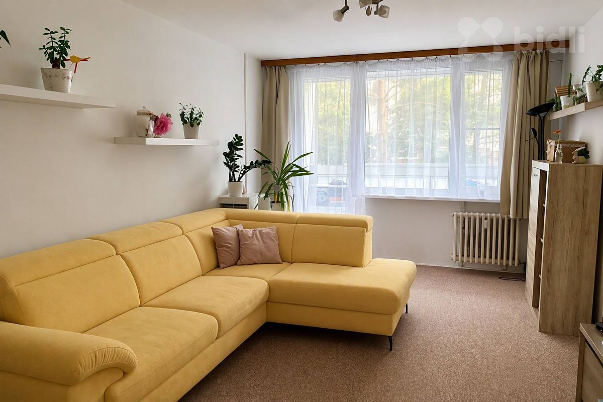 Pronájem bytu 3+1 77 m² – fotografie 3