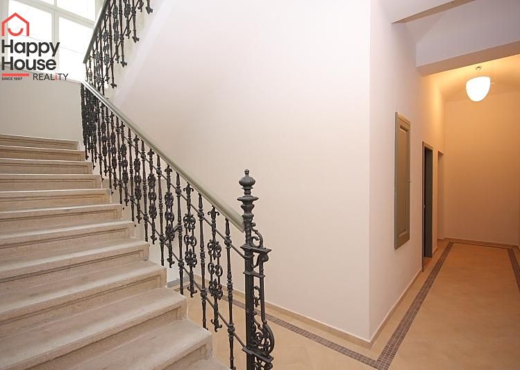Pronájem bytu 2+kk, 62 m² (12 z 16)