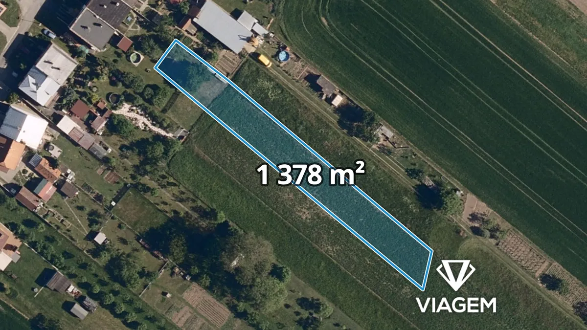 Prodej podílu 1/2 zahrady 706 m²