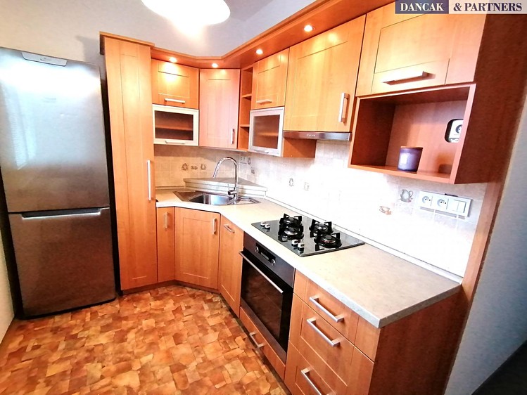 Wohnung 2+1 zum Kauf, 56 m² (1 von 8)