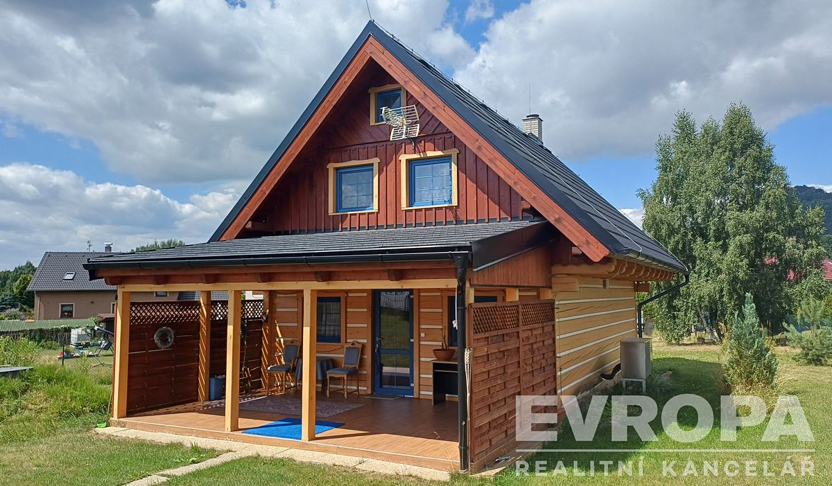 Prodej rodinného domu 106 m², pozemek 1506 m² – fotografie 2