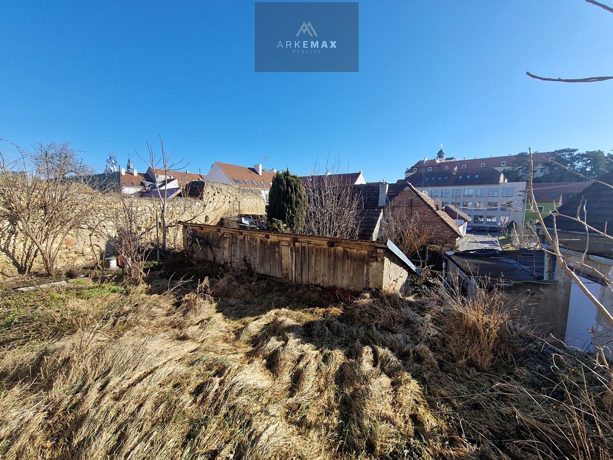 Prodej rodinného domu 100 m², pozemek 466 m² – fotografie 2