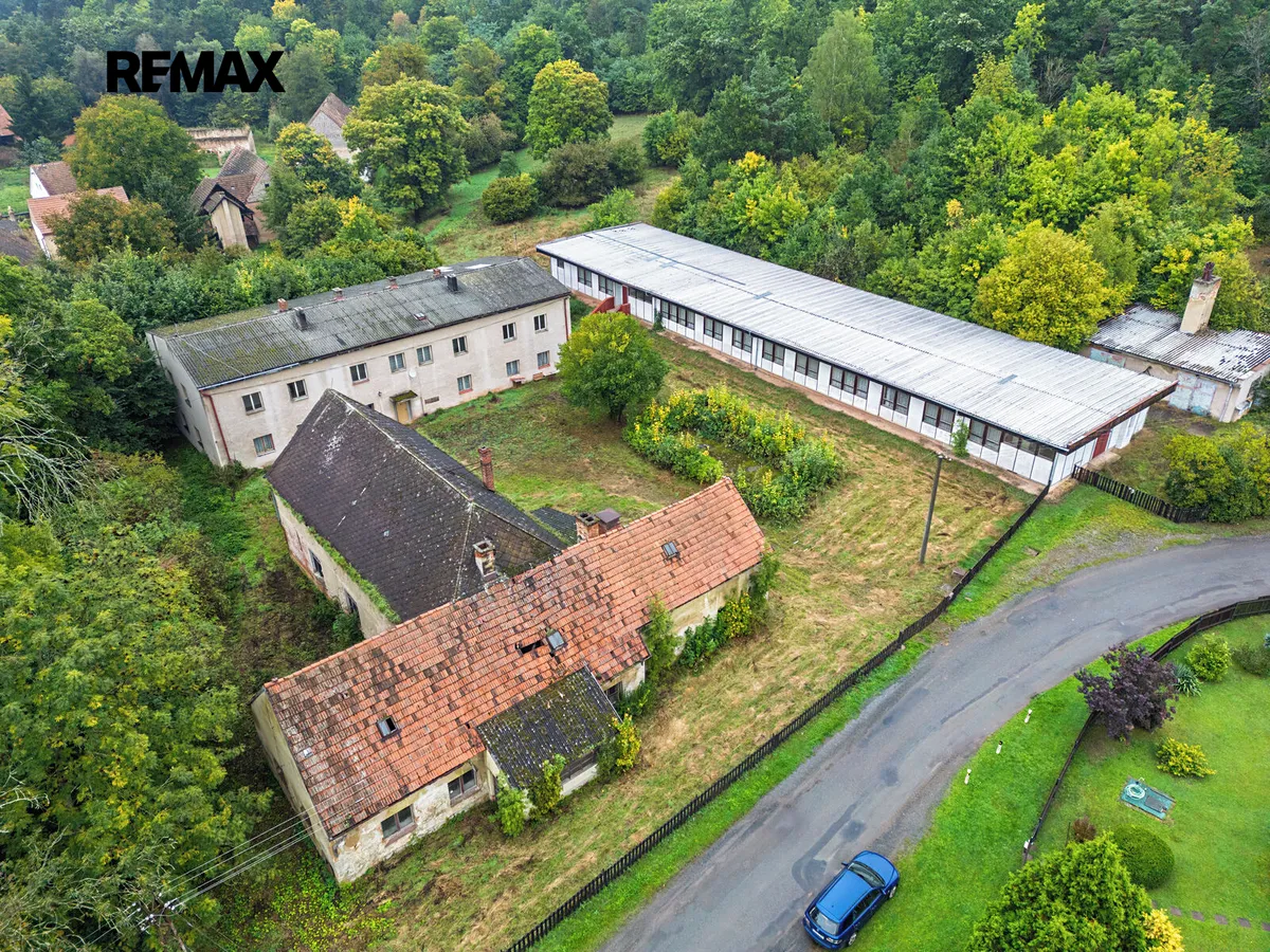 Prodej stavebního pozemku 7613 m²