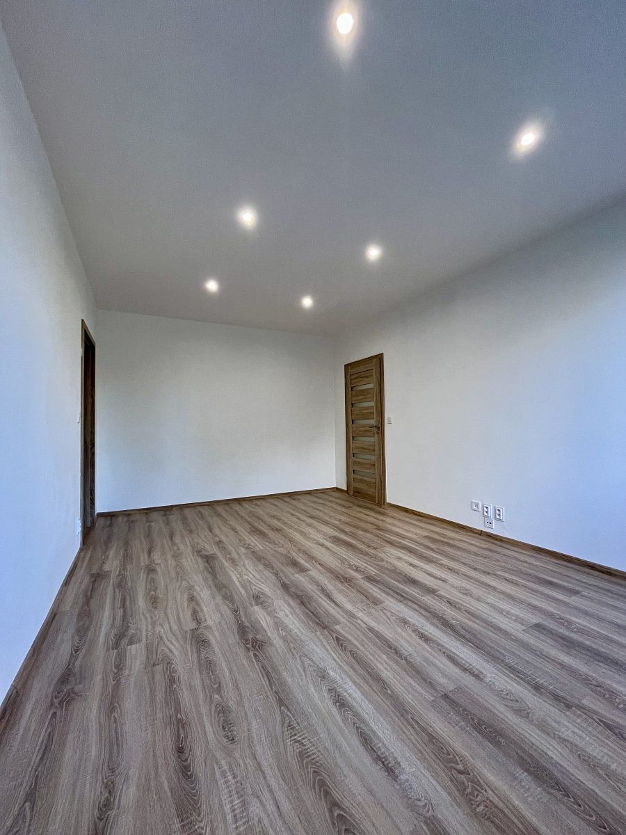 Pronájem bytu 2+1 55 m² – fotografie 4