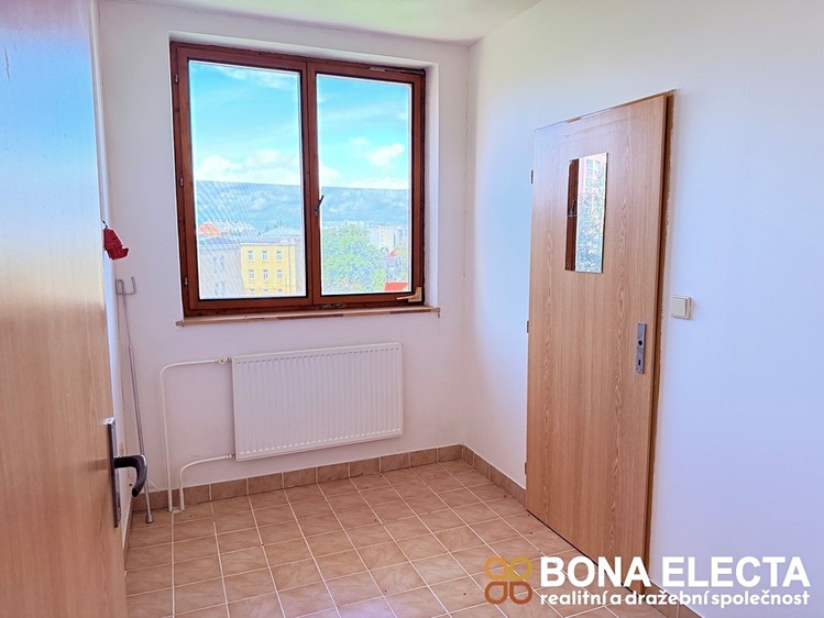 Комерційне приміщення в оренду, 88 м² (15 з 23)