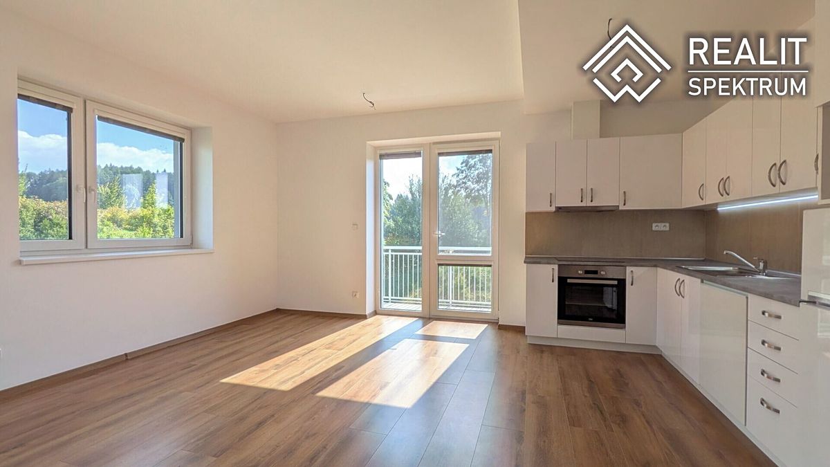 Pronájem bytu 2+kk 51 m² – fotografie 2
