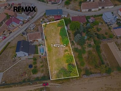 Prodej stavebního pozemku 1472 m²