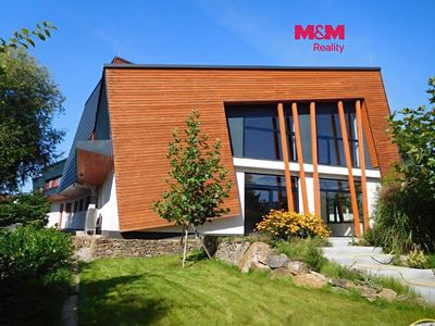 Prodej restaurace 1076 m²