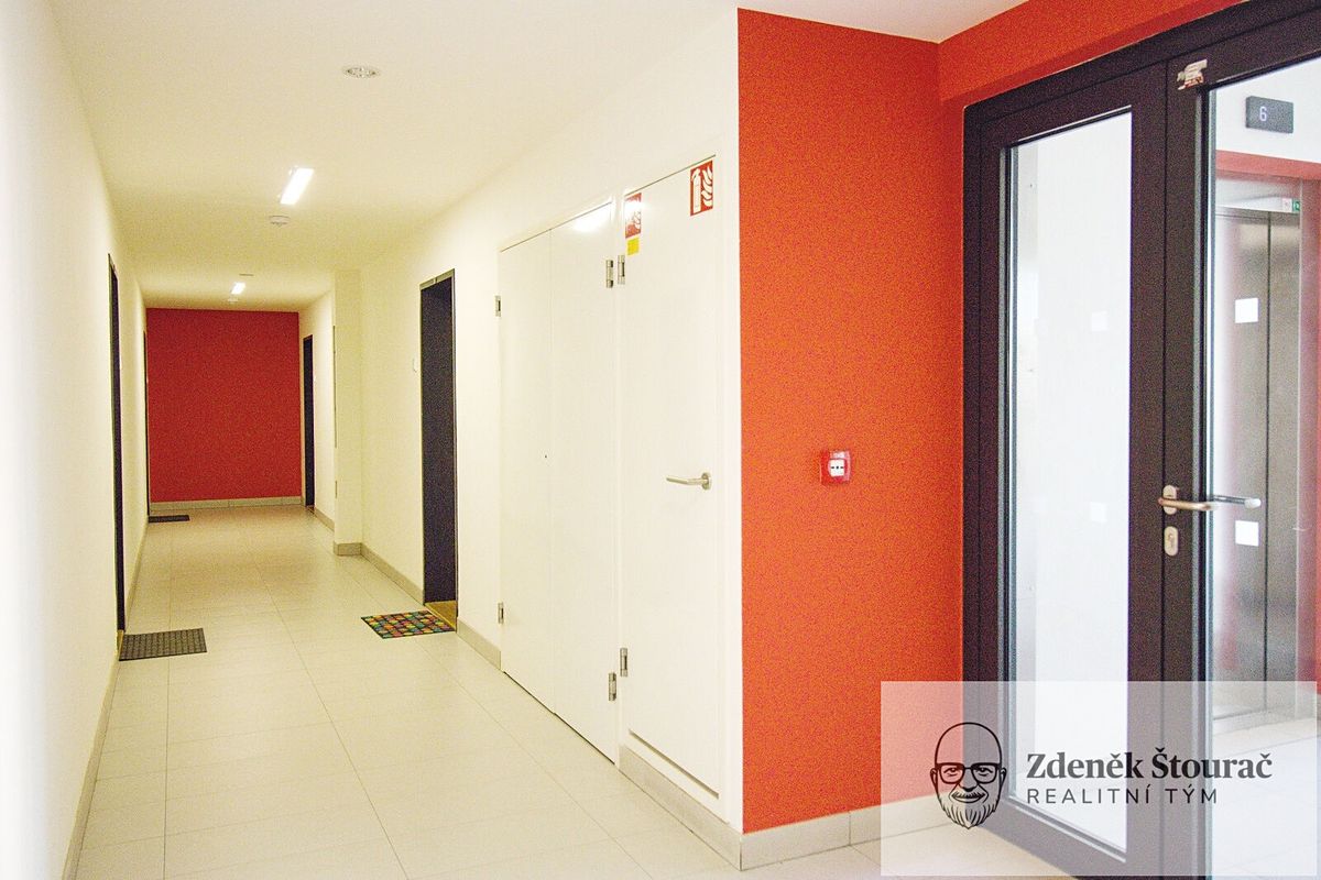 Pronájem bytu 2+kk 57 m² – fotografie 5
