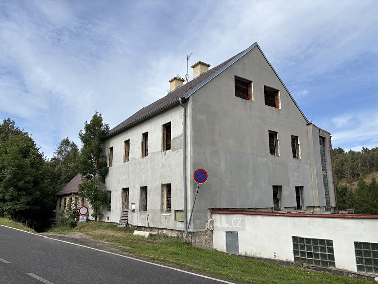 Prodej domu, 431 m² (1 z 17)