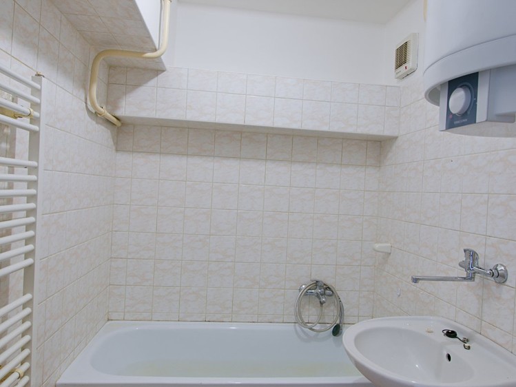 Wohnung 1+1 zum Kauf, 48 m² (8 von 12)