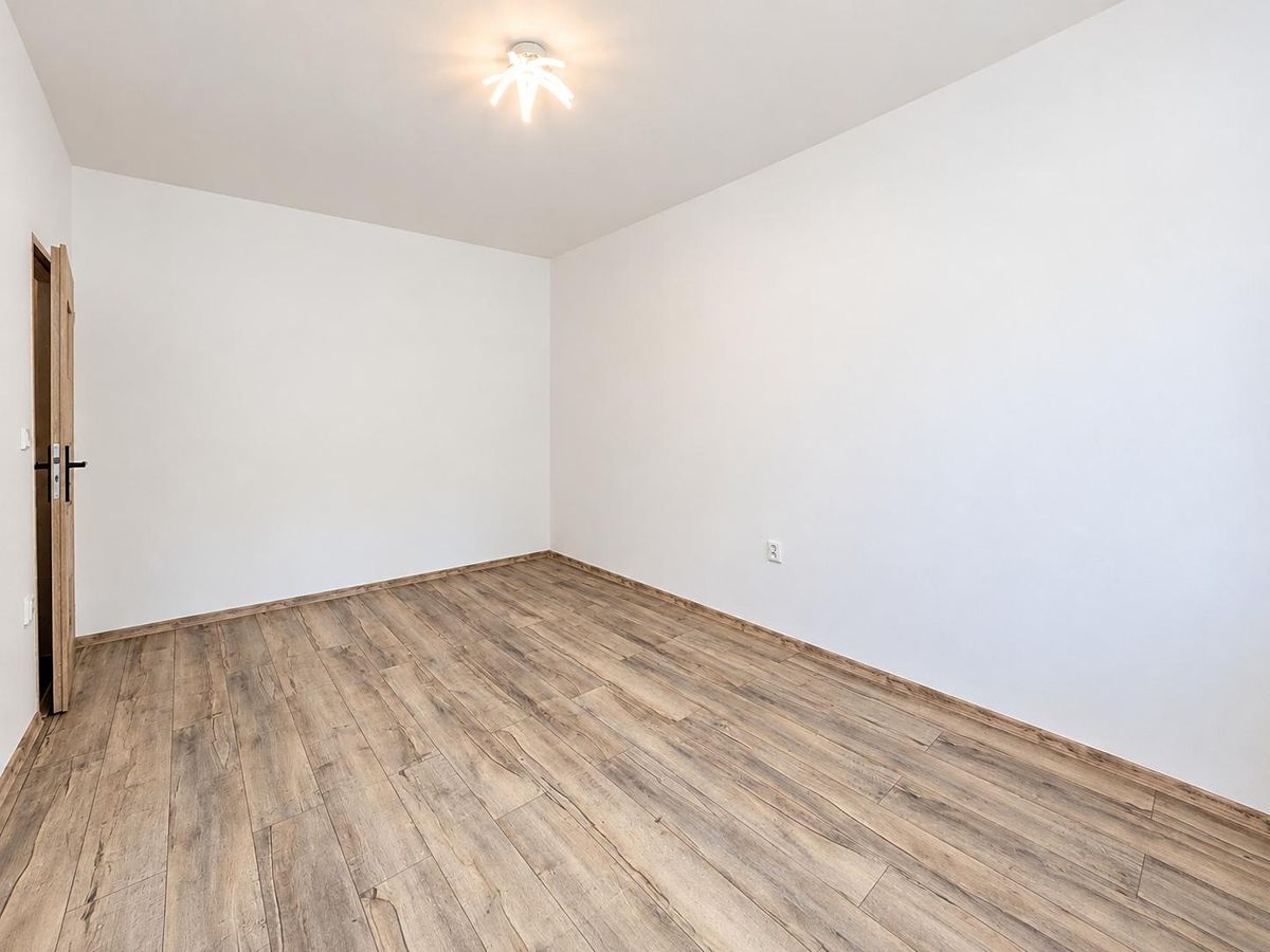 Pronájem bytu 2+1 51 m² – fotografie 5
