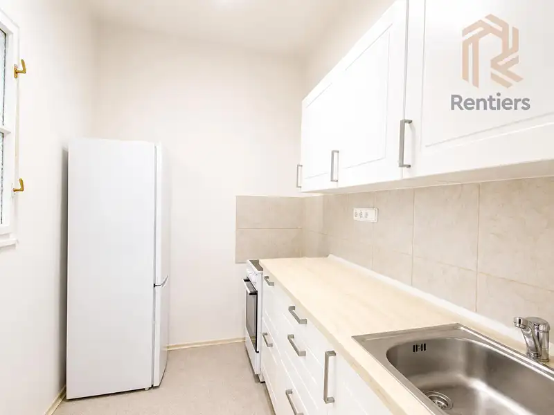 Prodej bytu 2+1 58 m², Praha – náhled fotky 1