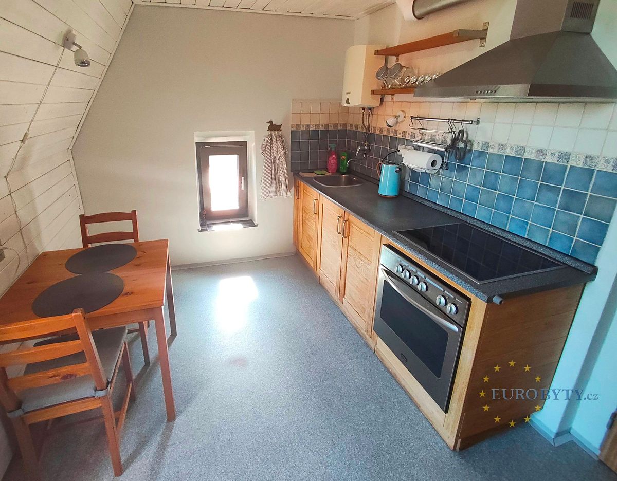 Pronájem bytu 2+1 70 m²