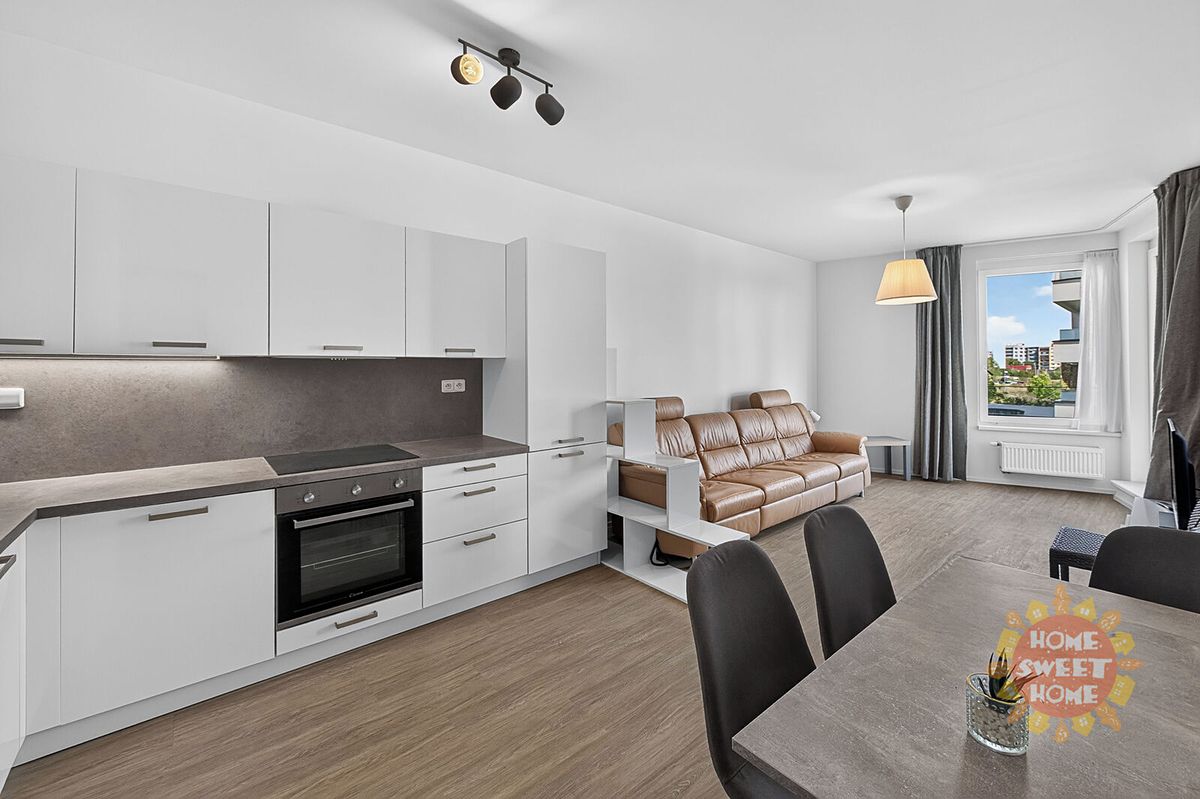 Pronájem bytu 2+kk 56 m²