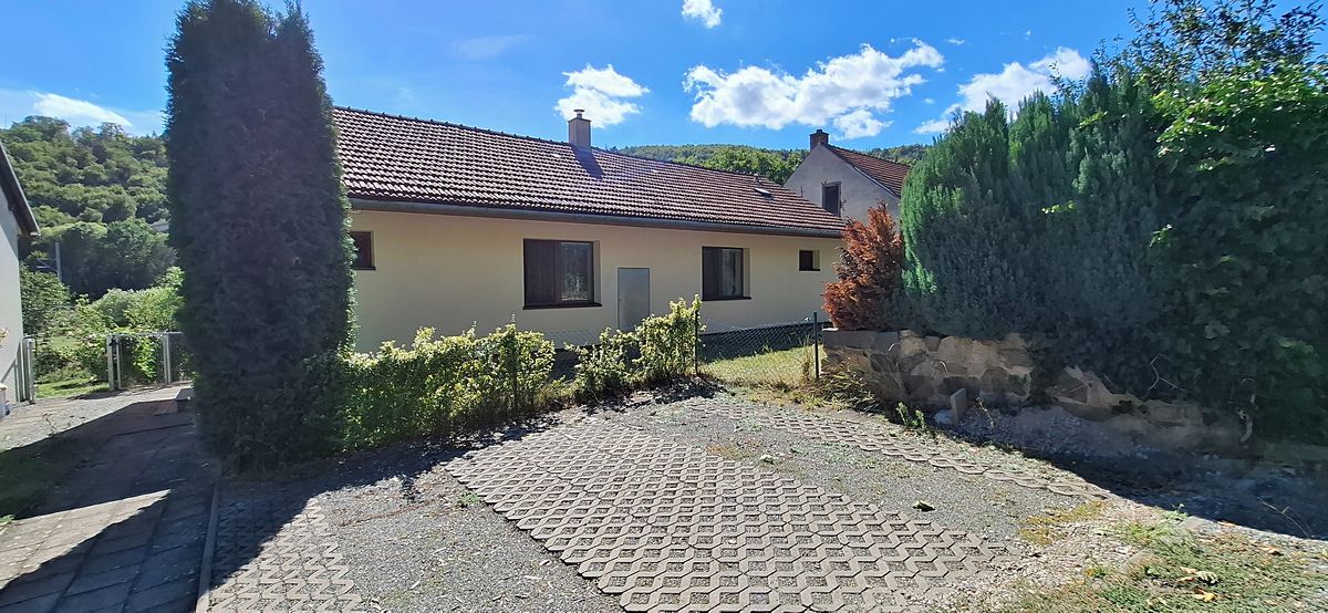 Prodej rodinného domu 100 m², pozemek 576 m² – fotografie 3