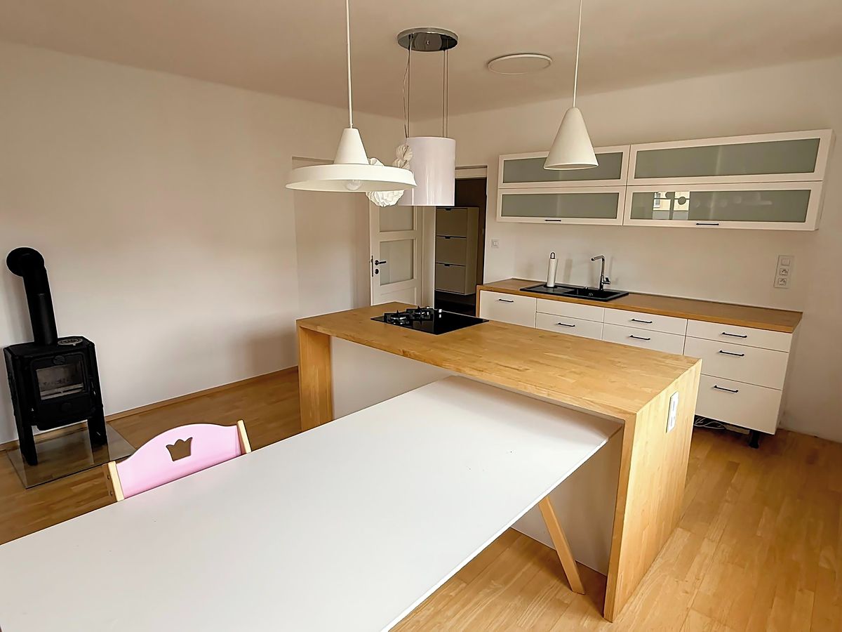 Pronájem bytu 3+kk 89 m² – fotografie 4