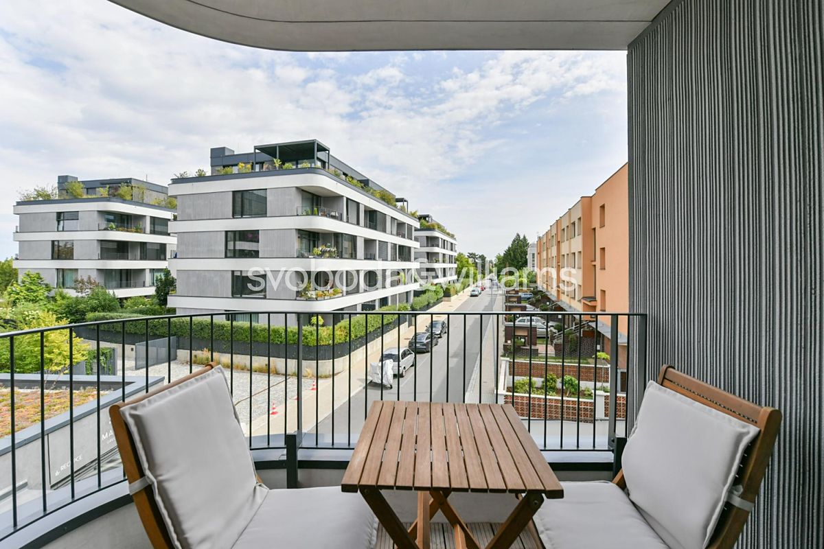 Pronájem bytu 2+kk 58 m² – fotografie 3