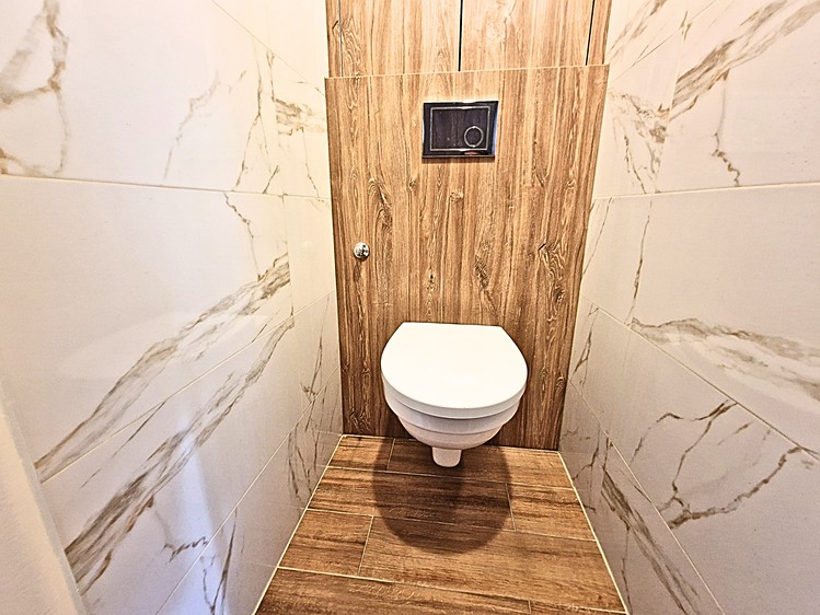 Квартира 4+kk на продаж, 98 м² (13 з 16)