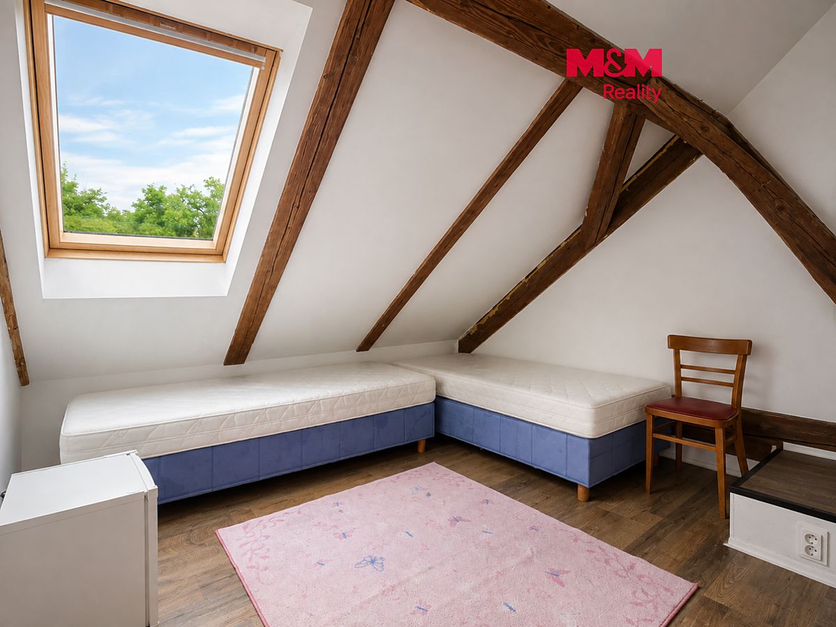 Pronájem specifického typu nemovitosti 15 m², Kostelec nad Černými lesy – fotka 1 z 3