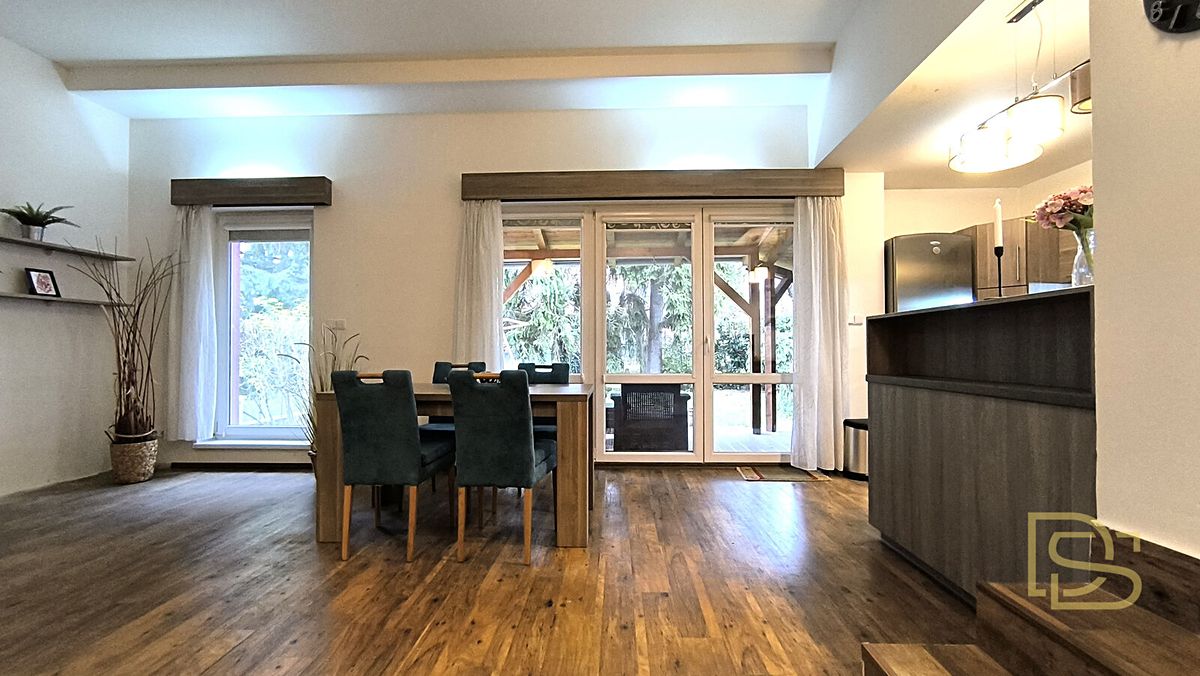 Pronájem bytu 3+kk 97 m² – fotografie 2