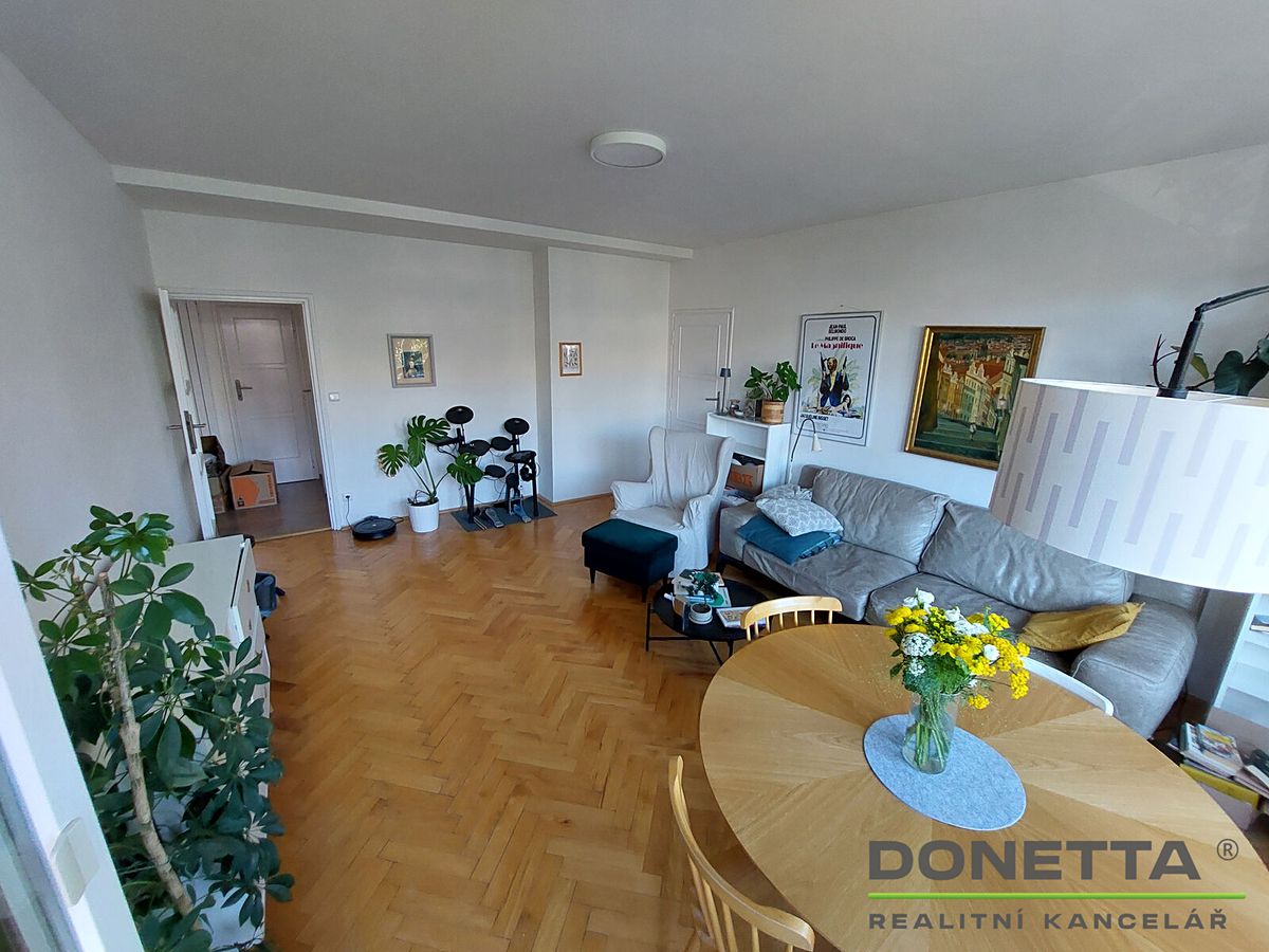 Pronájem bytu 3+1 87 m² – fotografie 2