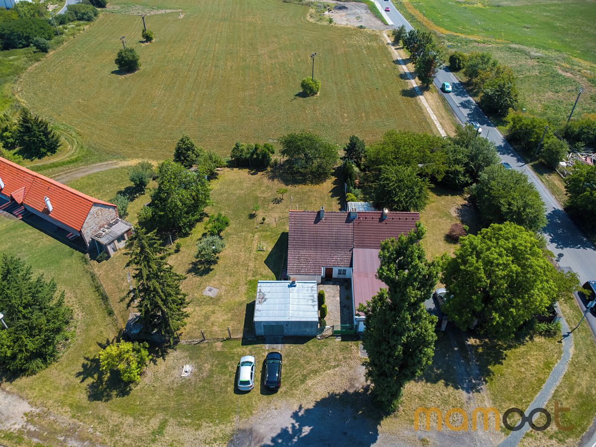Prodej rodinného domu 77 m², pozemek 1057 m² – fotografie 2