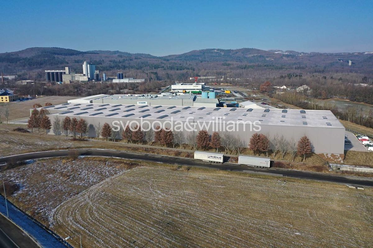 Pronájem výrobní haly, prostoru 5307 m²