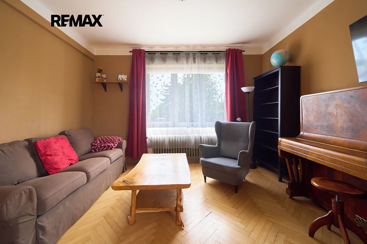 Prodej rodinného domu 210 m², pozemek 2068 m² – fotografie 5