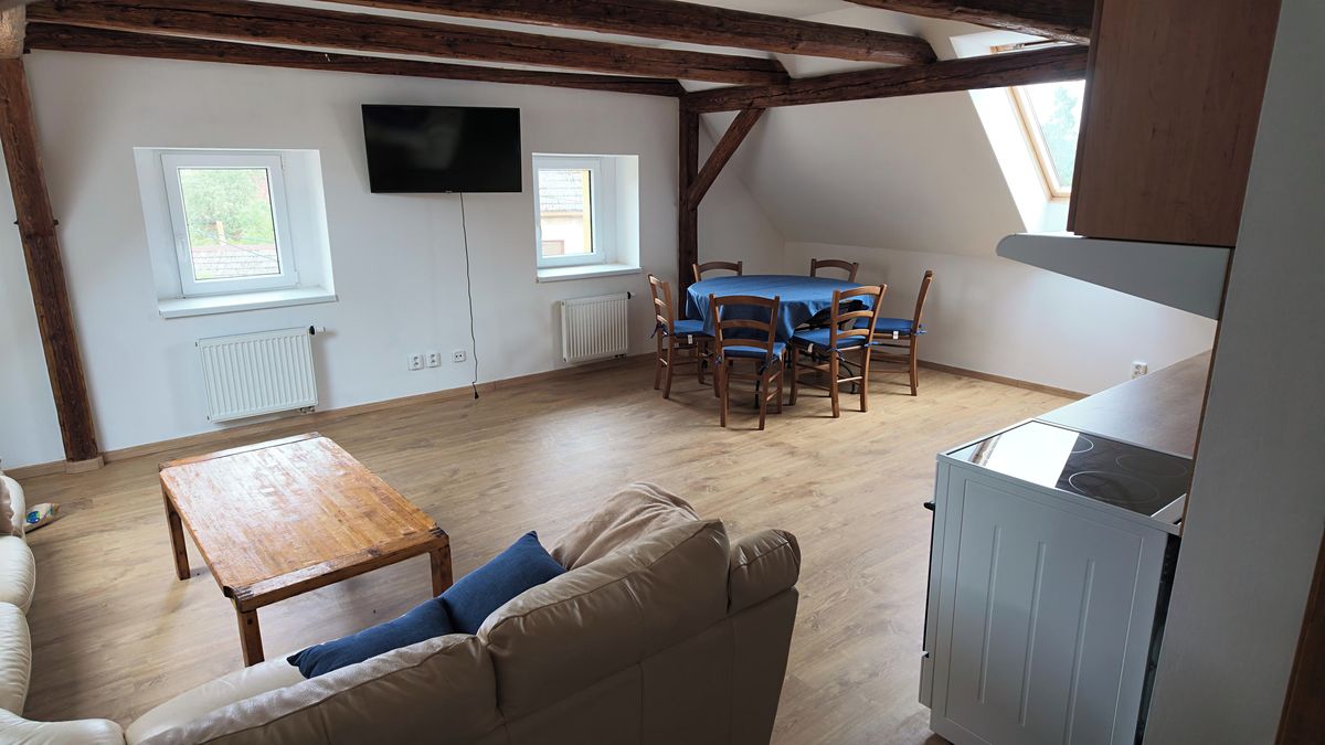 Pronájem bytu 3+kk 80 m² – fotografie 2