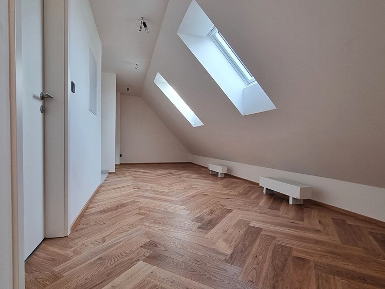 Квартира 4+kk на продаж, 108 м² (16 з 30)