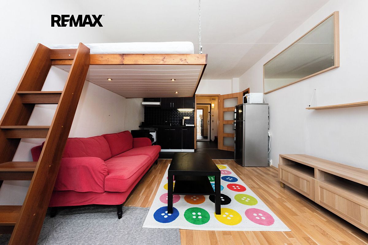 Prodej bytu 1+kk 29 m², Praha – fotka 1 z 3