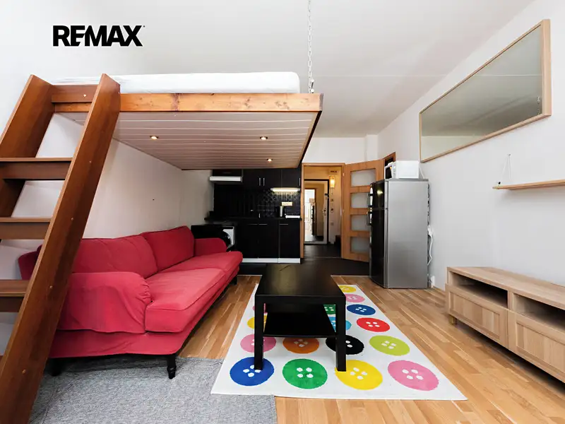 Prodej bytu 1+kk 29 m², Praha – náhled fotky 1