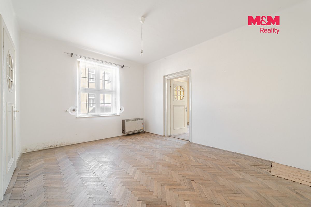 Prodej rodinného domu 200 m², pozemek 248 m² – fotografie 5