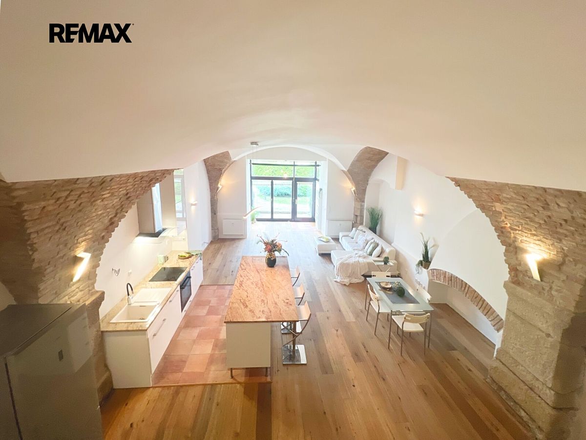 Prodej bytu atypický 97 m² – fotografie 2