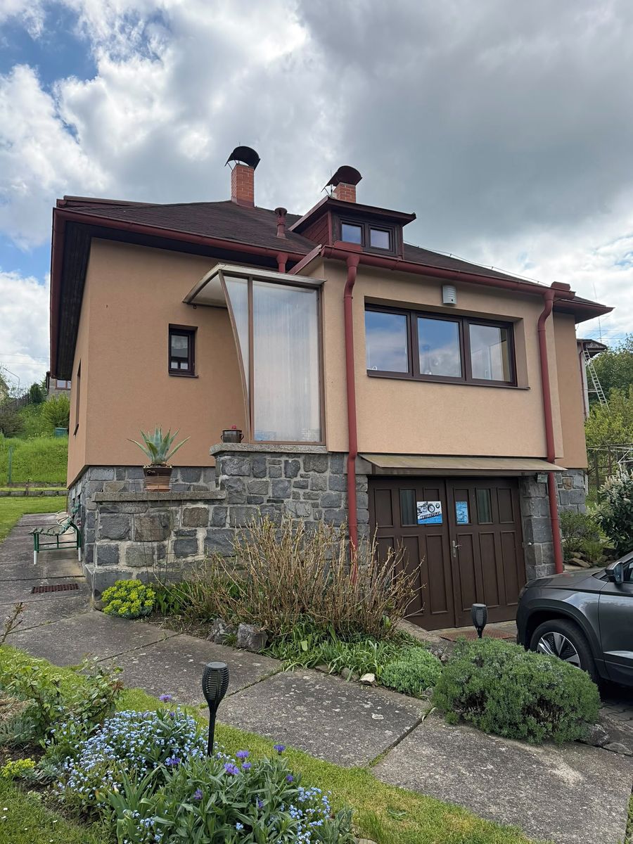 Prodej rodinného domu 160 m², pozemek 736 m²