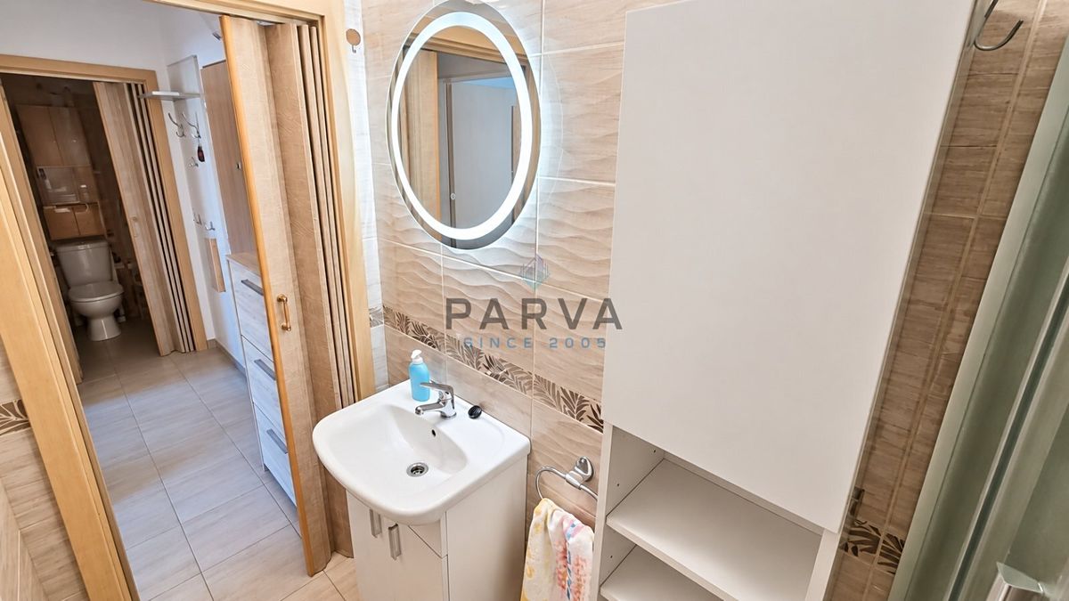 Pronájem bytu 1+1 40 m² – fotografie 4