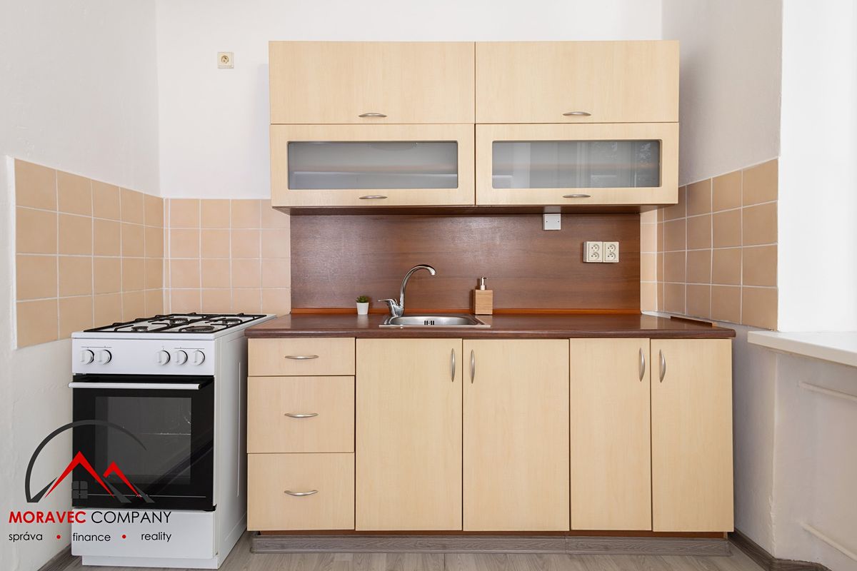 Pronájem bytu 2+1 57 m² – fotografie 3