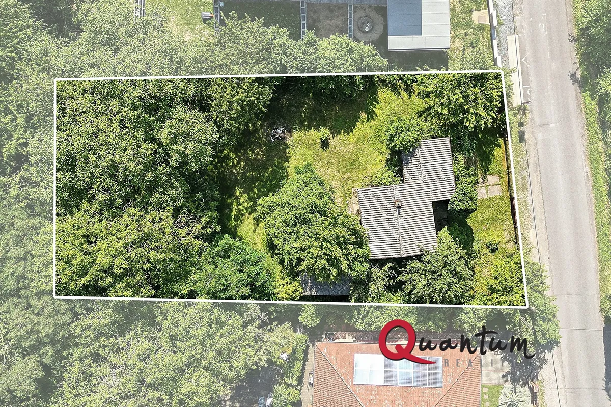 Prodej stavebního pozemku 716 m²