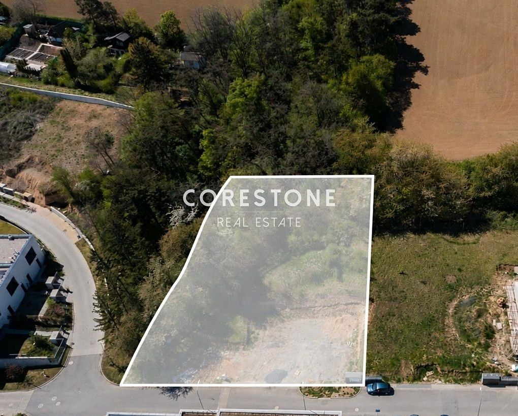 Prodej stavebního pozemku 1353 m² – fotografie 3