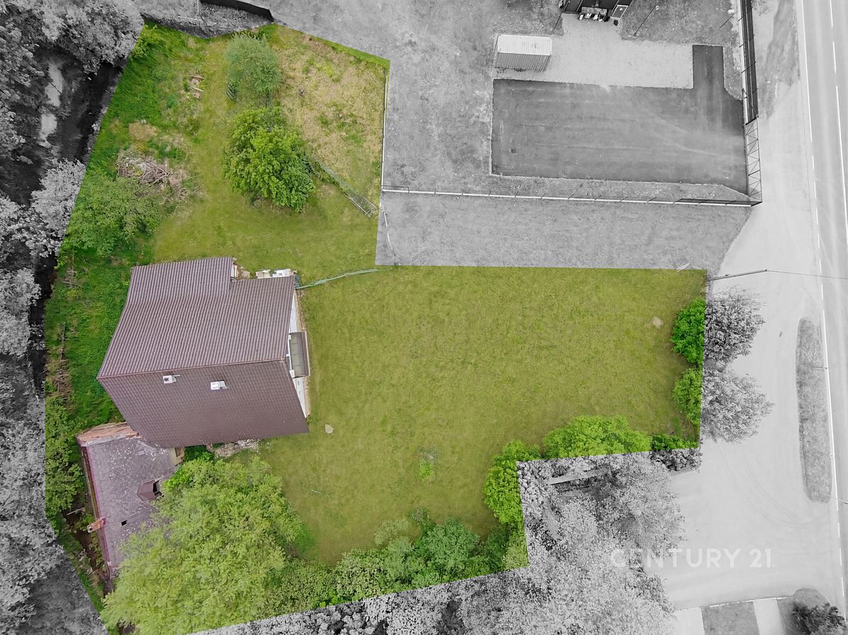 Prodej vícegeneračního domu 420 m², pozemek 1522 m² – fotografie 3